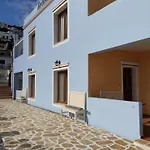 Ξενοδοχείο με διαμερίσματα Anemi Leros 2 3*